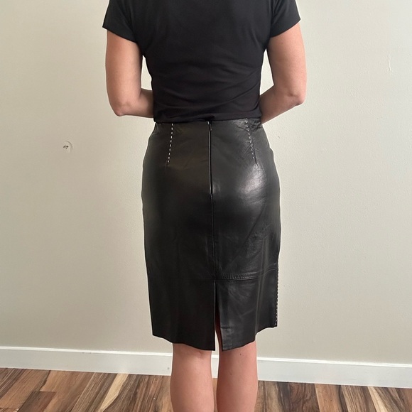 Banana Republic Black Leather Blazer and Skirt Suit - Picture 8 of 10